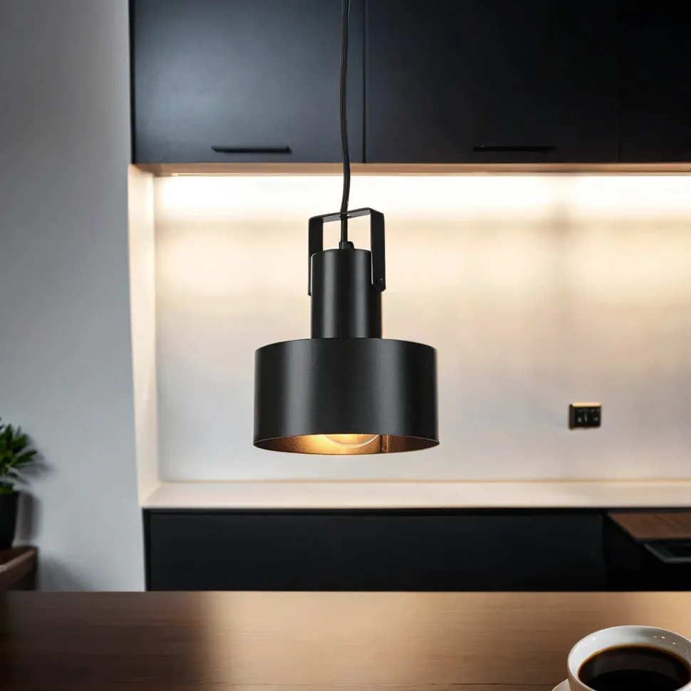 Coole Hängelampe Rif Schwarz mit Zierbügel