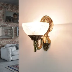 Elegante Wandleuchte HENRY in Messing Jugendstil