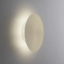 LED Akku Wandlampe in Messing dimmbar mit Fernbedienung