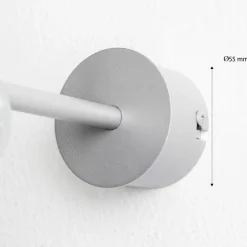 Schwenkbarer Wandstrahler in silber