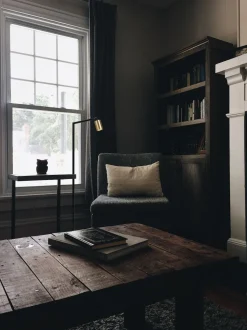 Stehlampe klein 135 cm Schwarz Gold verstellbar Metall