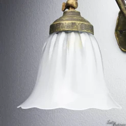 Wandlampe Weiß Floral aus Echt-Messing