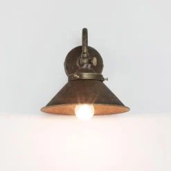 Wandleuchte aus Messing in Bronze Antik