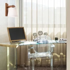 Wohnliche Wandleuchte BEVERELY in Braun Flur